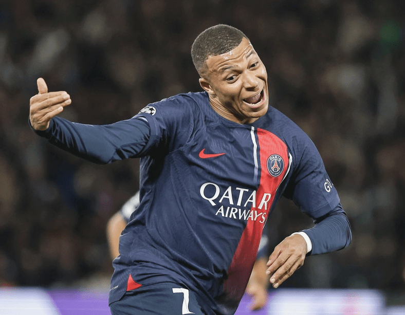 包含蒙彼利埃主场战胜巴黎圣日耳曼，领先优势增大的词条