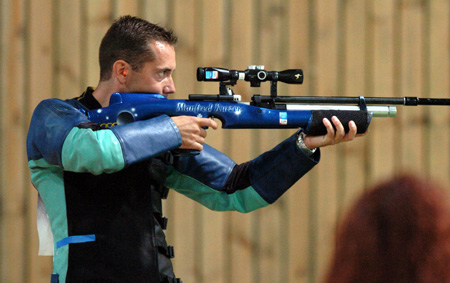 德国运动员在射击比赛中夺得金牌