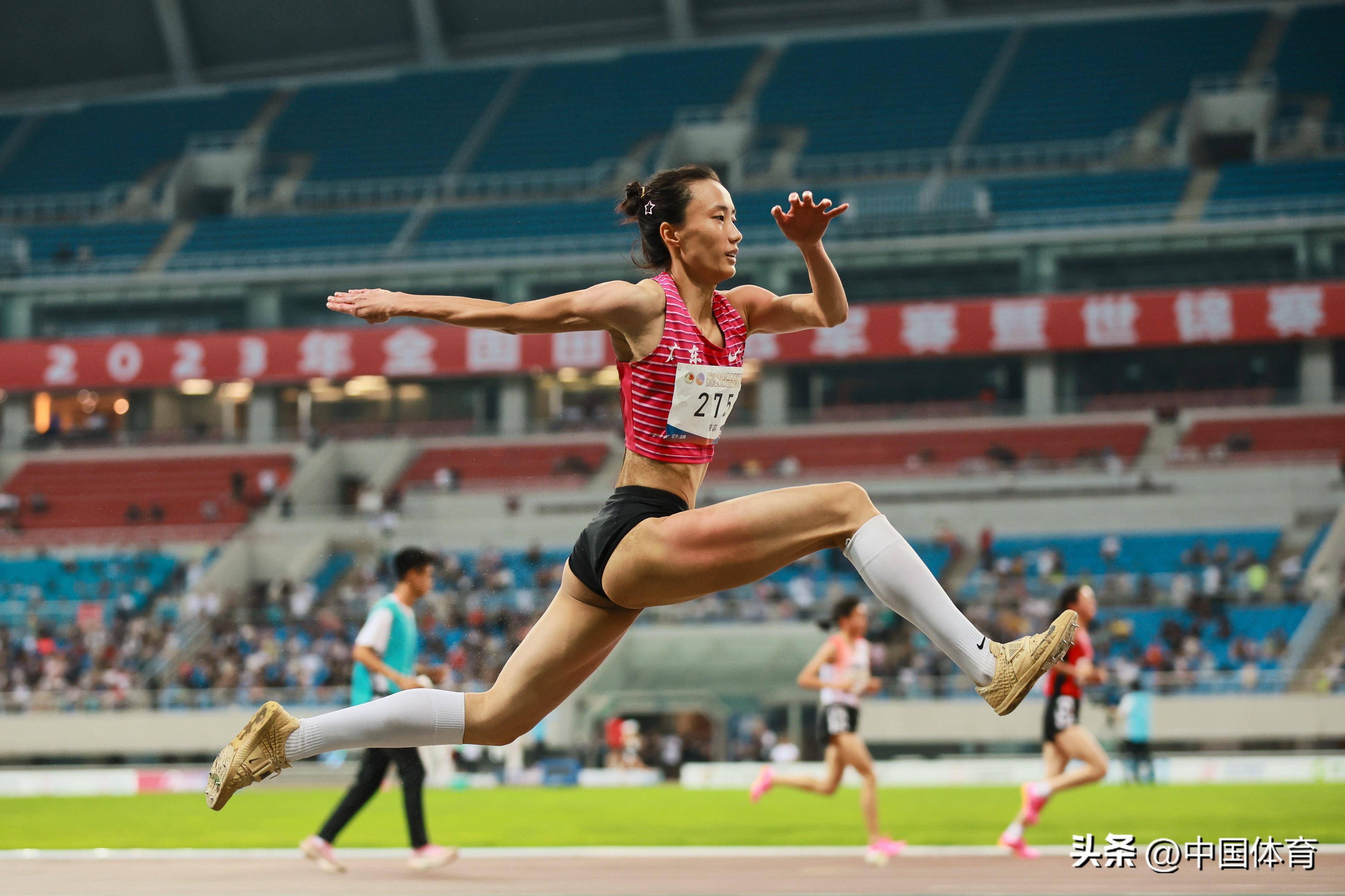 精彩绝伦女子田径赛场上波澜壮阔