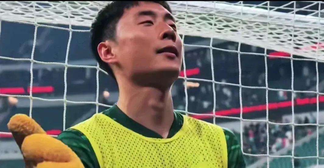 包含国安客场痛失三分，积分榜下滑的词条