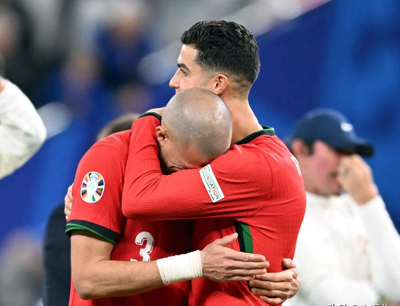 法国憾失点球之战输给葡萄牙