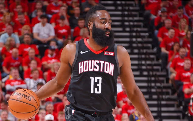 马刺客胜爵士，德罗赞高效得分砍下分