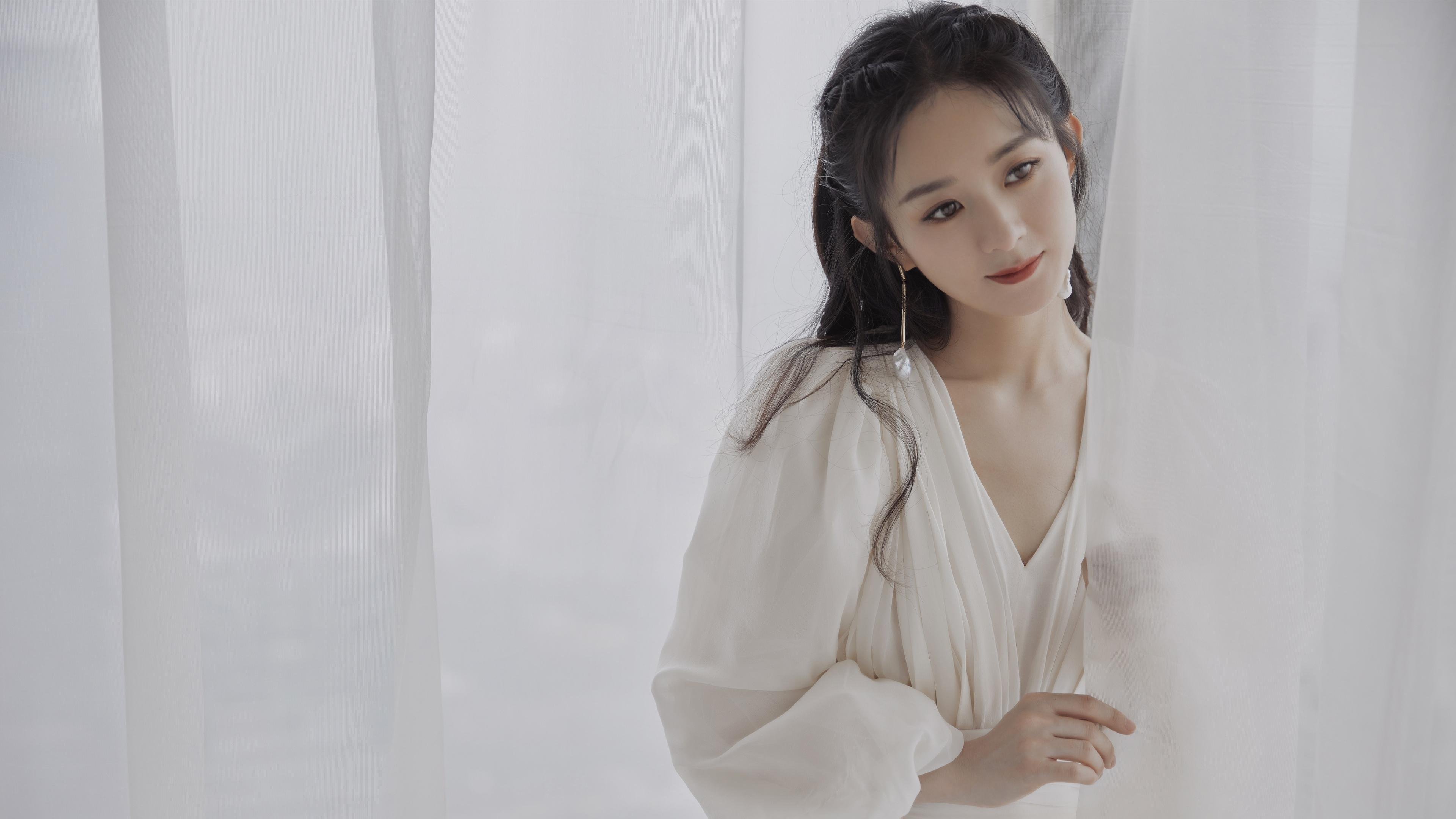 雷火电竞-北欧神话再现，冰岛伊布爆发，冰川雄狮碾过波斯铁骑挺进决赛