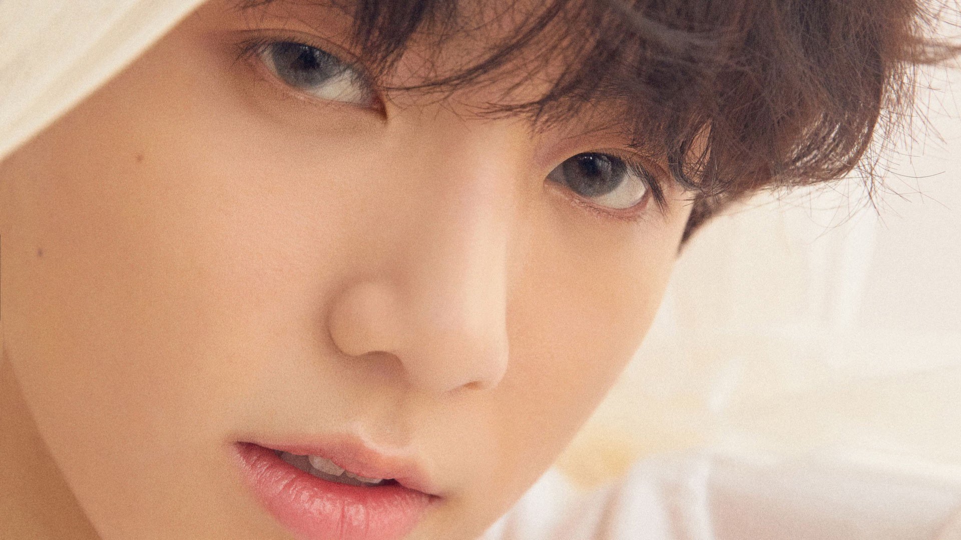 体育中的接管艺术,篮球场上的火箭与足球场上的爱德华兹